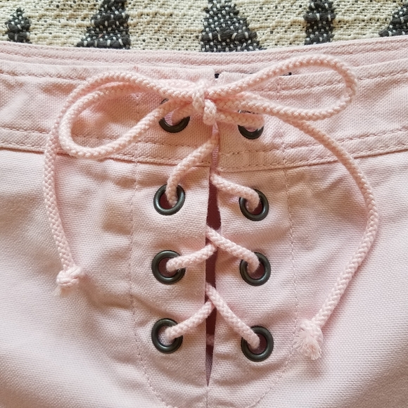 Retro Inspired Pink Shorts - Picture 6 of 9